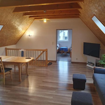Vila Dom Porost Exteriér fotografie