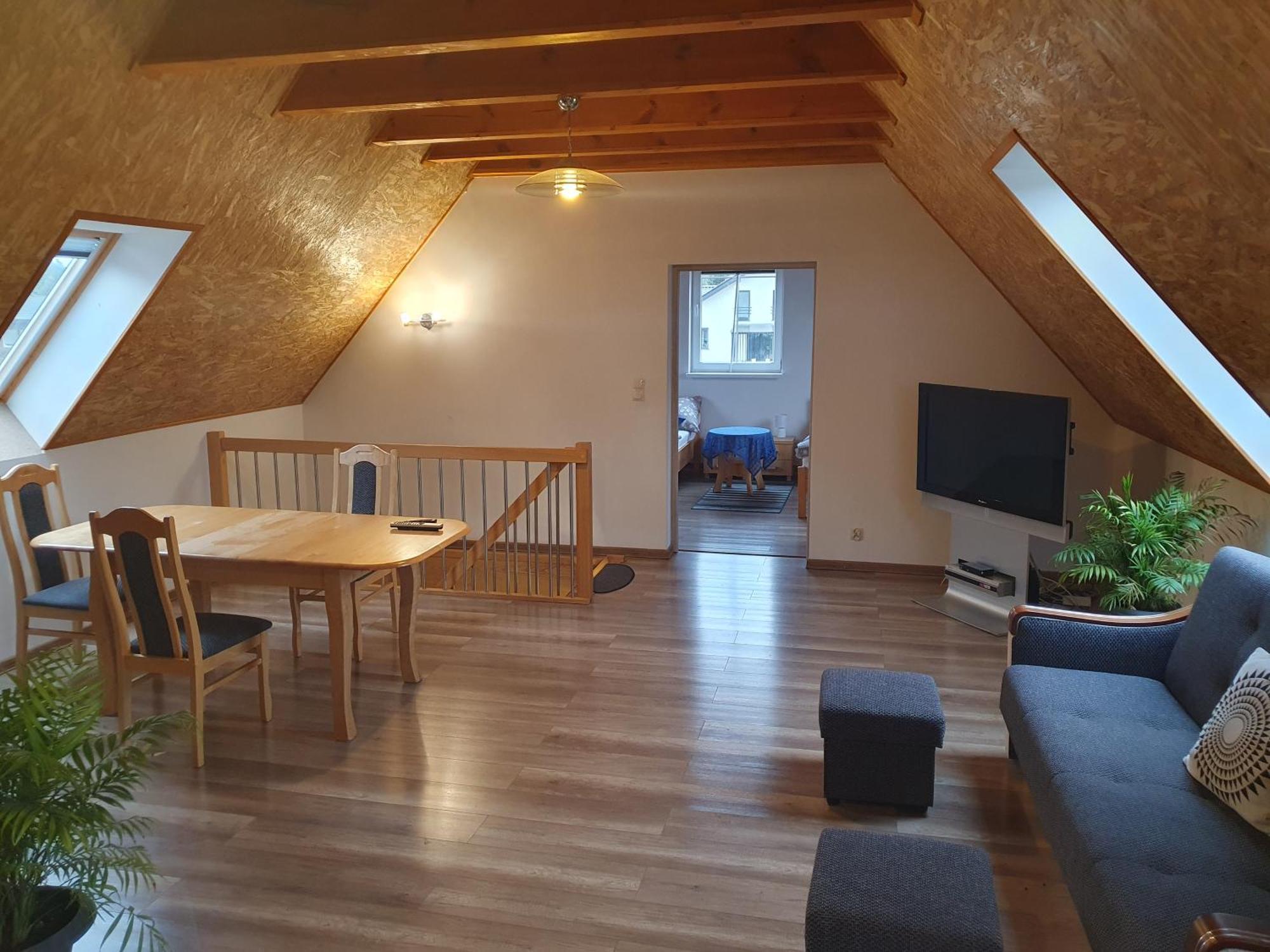 Vila Dom Porost Exteriér fotografie